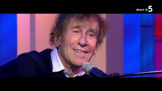 “La vie ne vaut rien”  Alain Souchon en live sur la scène de C à vous  28112022 [upl. by Selfridge]