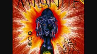 Midnite  Rasta man Still Stand  Legendado [upl. by Jake]