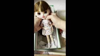 Unpack custom blythe doll [upl. by Elisa]