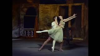 ROMEO AND JULIET ACT 3 ballet with Rudolf Nureyev amp Margot Fonteyn music by Sergei Prokofiev 1966 [upl. by Eislek]