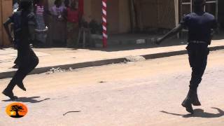 Repression au Togo  Des douilles tachées de sang et récupérées par les antigangs 07062013 [upl. by Jourdan162]