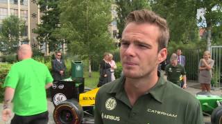 Coureur Giedo van der Garde over F1 in Schools [upl. by Elocal]