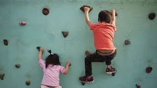 Probando la escalada para niños  Manos A La Obra [upl. by Enilreug]