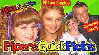 HUNGER GAMES ALEXANDER LUDWIG amp WILLOW SHIELDS Pranking ANNASOPHIA ROBB and More [upl. by Brindle]