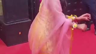 Indian Bride Mehndi Dance on Bom Diggy  The Wedding Script [upl. by Sharla942]