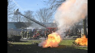 Flugzeugabsturz über Sarstedt  mehr als 400 Einsatzkräfte im Einsatz Großübung [upl. by Neelyahs]