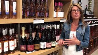 Our New Summer Favorite Lambrusco [upl. by Yreneh]