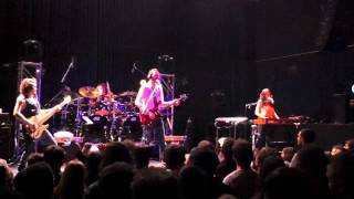 Paul Gilbert Dancing Queen  Beating Around The Bush ACDC Cover Sala Capitol 16032013 [upl. by Stefanie]