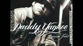 Daddy Yankee  16 Interlude Gavilan  Barrio Fino  Letra  2004 [upl. by Nnyleitak]