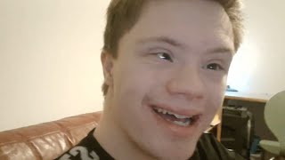 Jongen met downsyndroom is Youtuber [upl. by Callan]