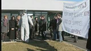 Manifestation chez ScheringPlough à Riom [upl. by Radmilla183]