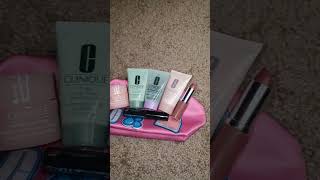 Clinique Free Gift w Purchase clinique cosmetices makeup skincare diy macys ubc ugc phx [upl. by Hahsi495]