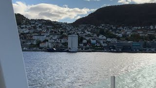 AIDA Perla im Hafen von Bergen [upl. by Goldin]