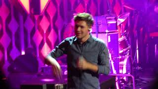 Slow Hands  Niall Horan  12417  1013 KDWBs Jingle Ball  St Paul MN [upl. by Caria]