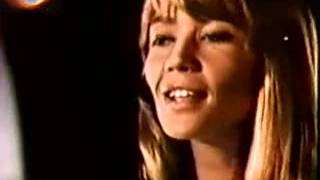 Françoise Hardy  La Maison où Jai Grandi rare video 1969 [upl. by Aicetel]