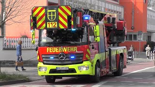 Ankommende FFler  Ausrücken Feuerwehr Konstanz [upl. by Hsot143]