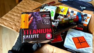 Pyromaniax Unboxing 2023 Feuerwerk Vuurwerk Openning 💥 Pyro Shop Bestellung⚡ [upl. by Boaten]