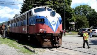 Metro North FL9 Locomotive 2028 [upl. by Orpheus]