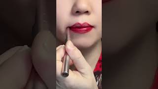 Lip liner and lipstick are both usefulLip liner recommendation [upl. by Chally]