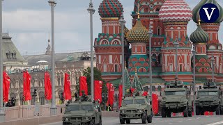 Rusia celebra el desfile del Día de la Victoria en la plaza Roja de Moscú [upl. by Giarla]