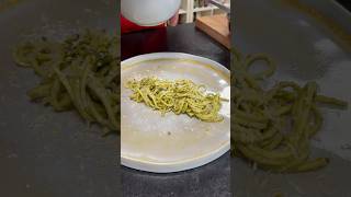 Spaghetti alla chitarra con pesto de pistacho [upl. by Merth]