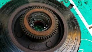 Ford F150 Front Rotor with Bearing Noise 2WD 0408 Replacement How To Replace Change [upl. by Kosiur]