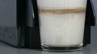 Recette du Latte Macchiato par Nespresso [upl. by Lib]