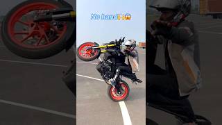 No hand 🙌✅😱 bikerider wheelierider Viral Video publicreaction bikeriding [upl. by Ahsimaj]