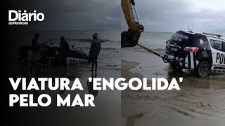 Viatura do PM é engolida pelo mar na Praia de Flecheiras [upl. by Johnette194]