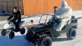 KiDS SNOW DAY Caleb LEARNS aBOUT SNOWFLAKES and PLAYS With a FUNNY YETI with MOM and DAD [upl. by Ivory]