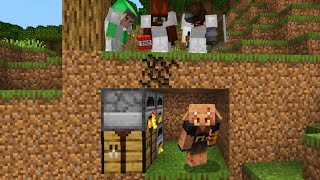 Minecraft Manhunt But I Secretly Used The Morph Mod [upl. by Olotrab]