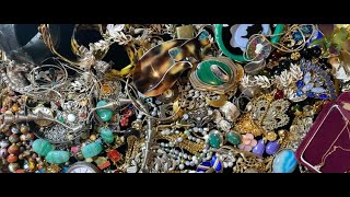 Bucket List Beauties  LOOK AT MY SPARKLY BITS  Mid November Jewellery Haul [upl. by Ettezyl]