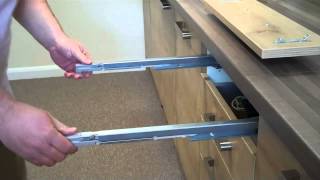 How to remove the drawer from built in kitchen Chippendale Grass Drawer Box Nova Pro [upl. by Galvan207]