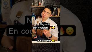 Negroni en coctelera 🍊😦bartender argentina cocteles receta negroni barman [upl. by Ailegave106]