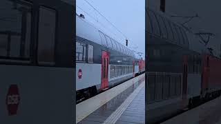 Siemens Vectron og dobbeltdækkervogne på Køge Nord Station danmark trainspotting dsb [upl. by Thatch900]