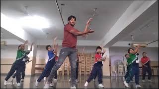 Ramaiya Vastavaiya song dance performance [upl. by Sabino]