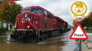 Trains in the Water  CP Trains Plow Through the Flooded Mississippi Waters  October 2018 [upl. by Ocire]