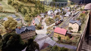 Modelleisenbahn Ausstellung des MEC Schwarzen Berg am dritten Advent h0 tt lgb [upl. by Ludmilla]