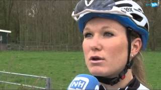 Amy Pieters en Ellen van Dijk na de Ronde van Vlaanderen [upl. by Erdnoid]