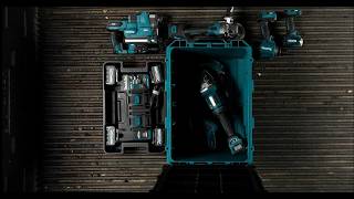 NEW Makita MAKTRAK Large Extension Tool Box T90021 [upl. by Ettolrahc]