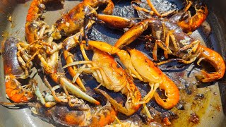 Yabby catch and cook  How to cook yabbies in a frying pan [upl. by Walters]