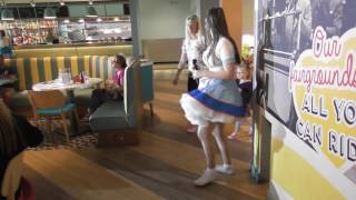 Singing in the Butlins Bognor Regis Diner 4 [upl. by Chui]