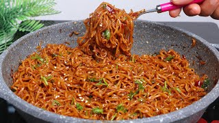 স্পাইসি চিলি গারলিক নুডলস রেসেপি  🔥 Spiciest Garlic Ramen Noodles Recipe [upl. by Odnalref204]