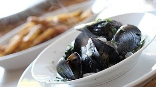 Beths Easy Moules Frites  ENTERTAINING WITH BETH [upl. by Drannek]