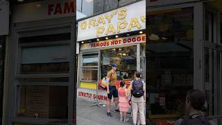 Grays Papaya Legendary Hot Dogs in NYC Upper West Side newyorkwalker newyorkcity walkingtour [upl. by Adina]