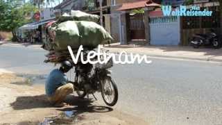 Vietnam Mopeds und Helme [upl. by Ardy549]