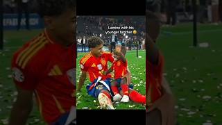 Lamine yamal love his little brother lamineyamal lamineyamalskills football shortsviral shorts [upl. by Leinaj]