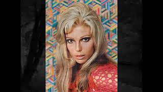 Nancy Sinatra  You Only Live Twice [upl. by Loredo]