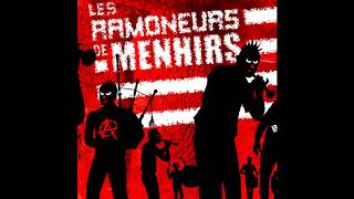 Les Ramoneurs de menhirs amp Bagad Bro Kemperle  Les grands nigauds [upl. by Navi491]