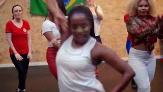 Danse Brésilienne Lille avec Akoni Mendes  Stage de Samba [upl. by Garris]